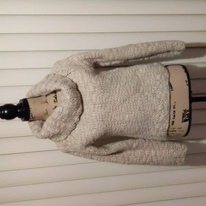 Mossimo wool/acrylic sweater